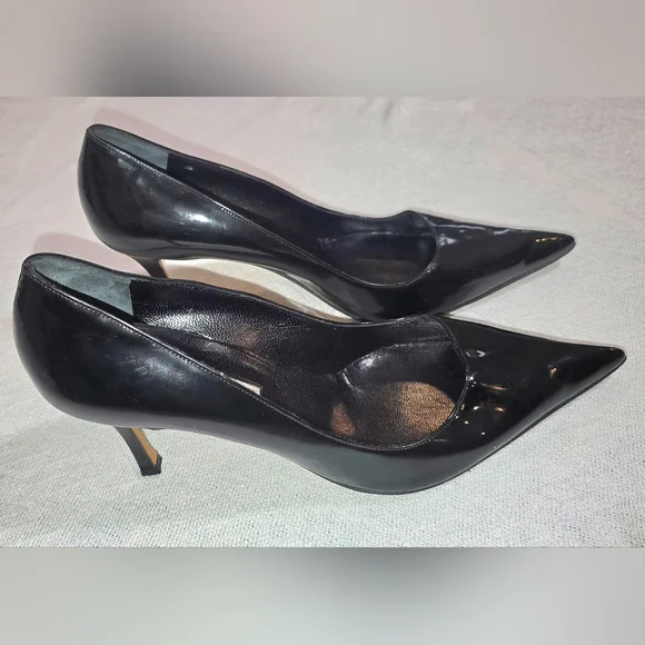 MANOLO BLAHNIK Black Patent Leather BB Pumps 39.5